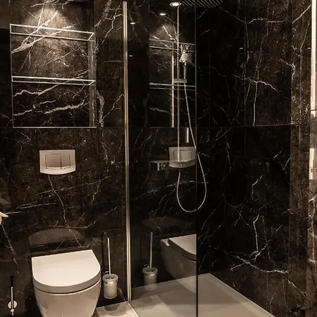 Casino 2000 - Adult Guests Only