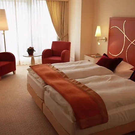 Hotel Casino 2000 - Adult Guests Only