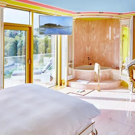 Casino 2000 - Adult Guests Only Hotel 4*