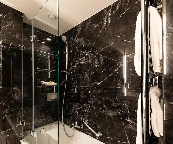 Casino 2000 - Adult Guests Only Hotell 4*