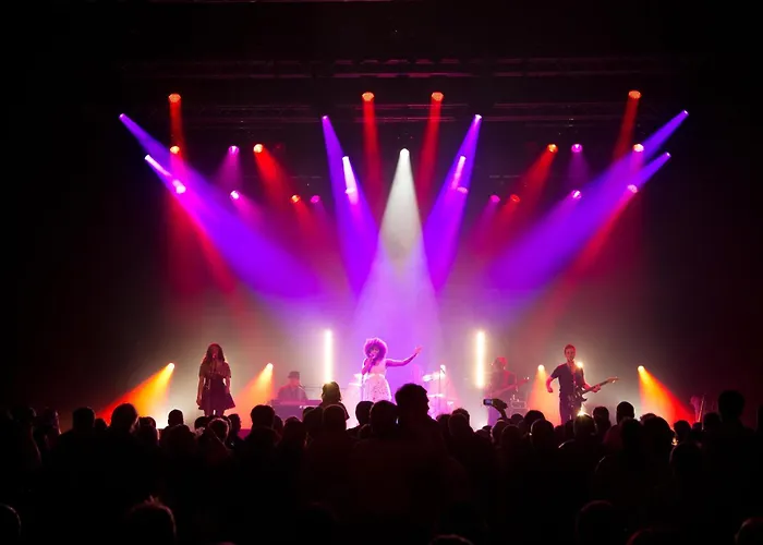 Hotel Casino 2000 - Adult Guests Only