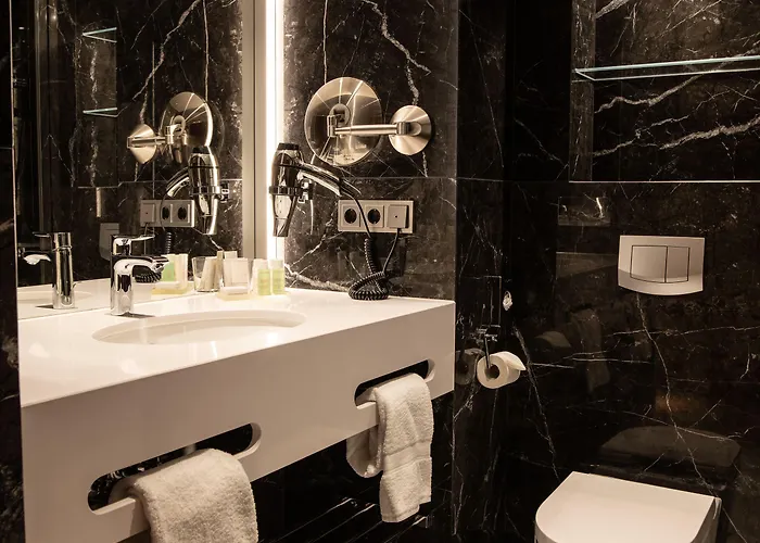 Casino 2000 - Adult Guests Only Hotel