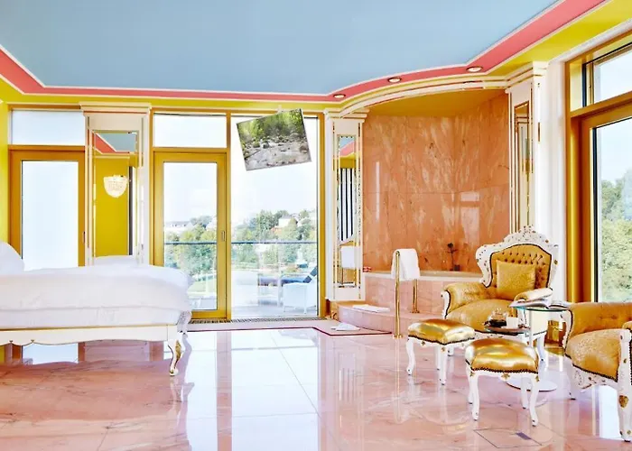 Casino 2000 - Adult Guests Only 4* Мондорф-Лес-Баинс