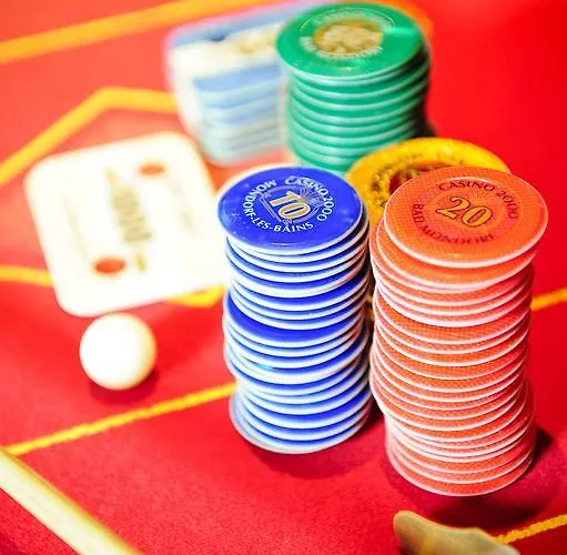 Отель Casino 2000 - Adult Guests Only